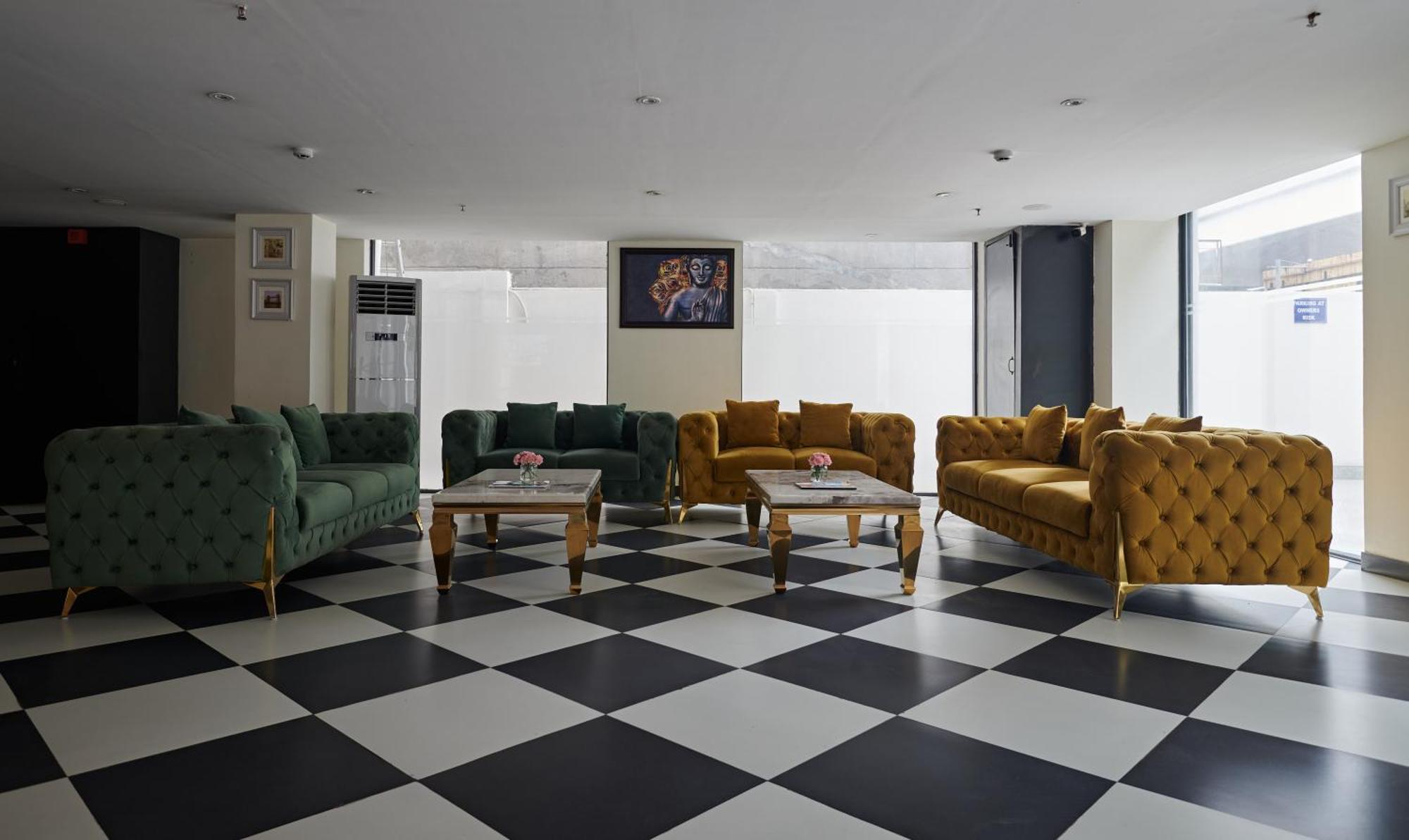 Deventure Sarovar Portico Patel Nagar Yeni Delhi Dış mekan fotoğraf