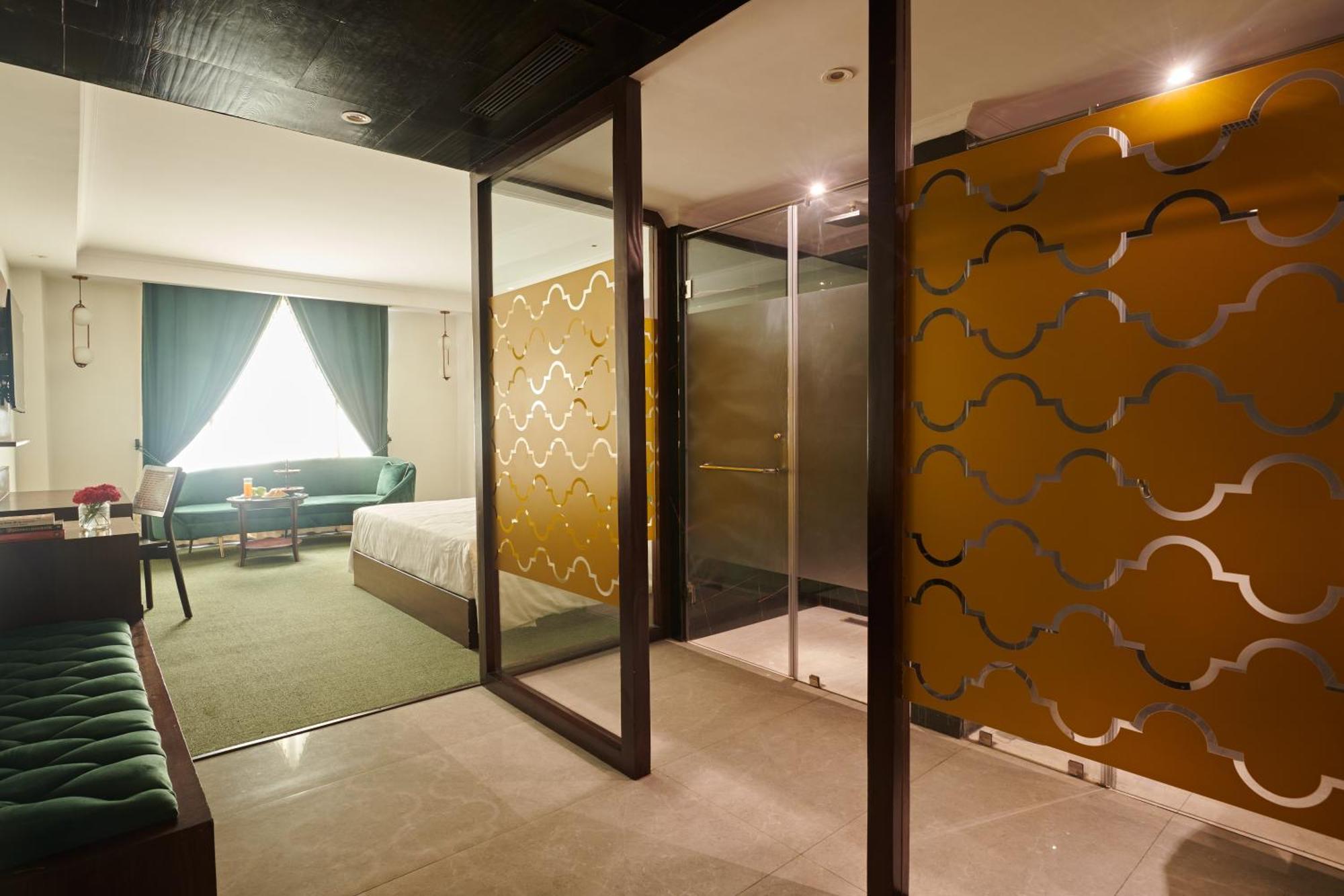 Deventure Sarovar Portico Patel Nagar Yeni Delhi Dış mekan fotoğraf