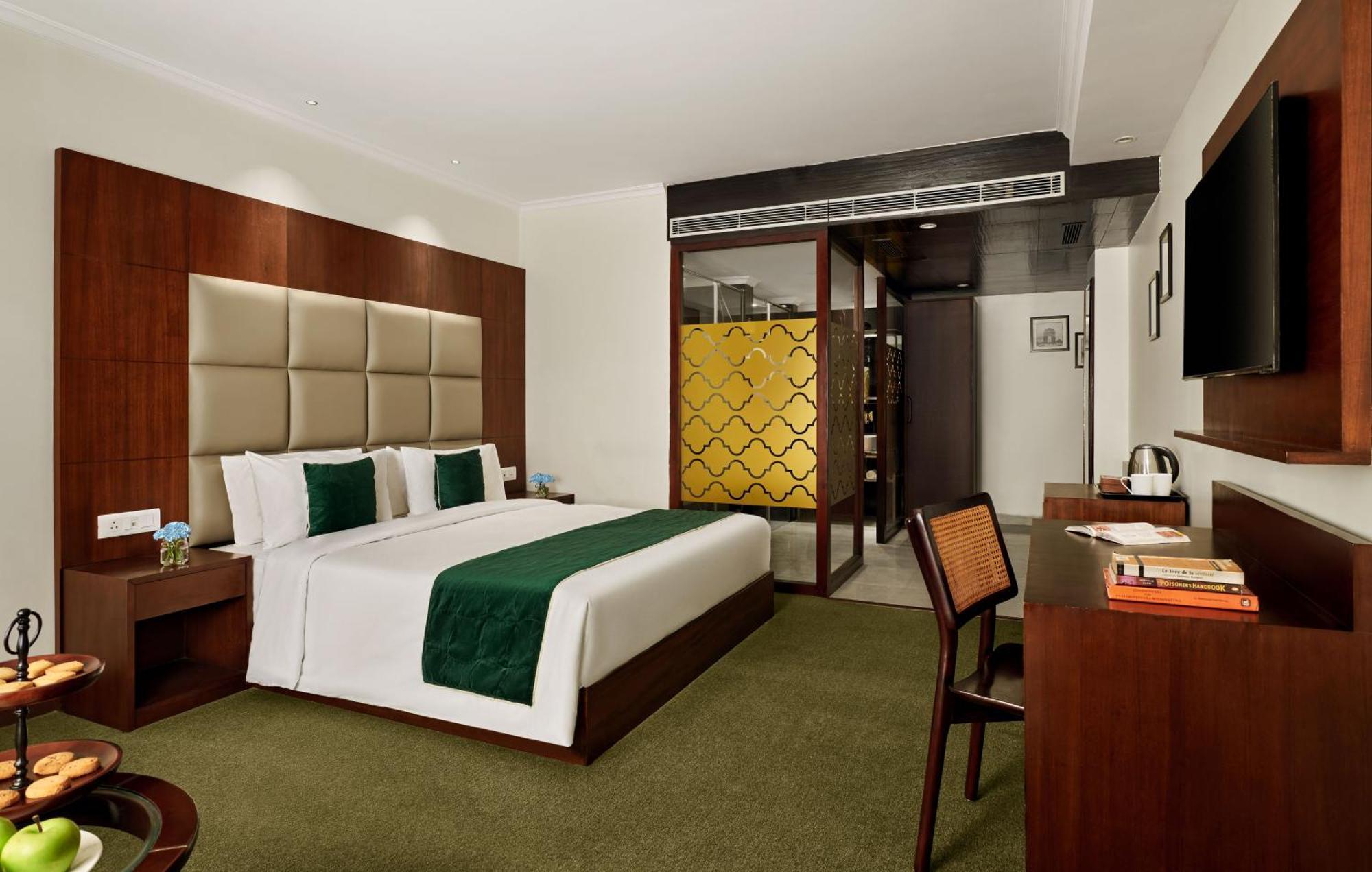 Deventure Sarovar Portico Patel Nagar Yeni Delhi Dış mekan fotoğraf